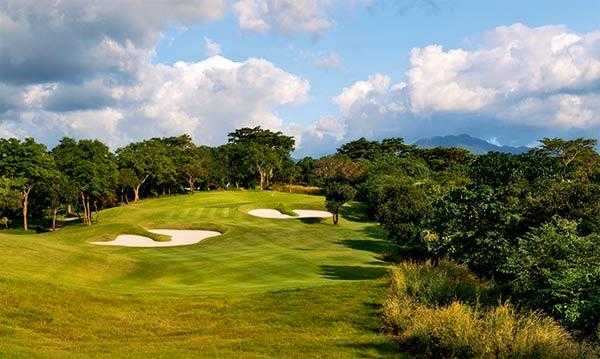 菲律宾高尔夫球场有多少个（菲律宾高尔夫球场排名）-图2